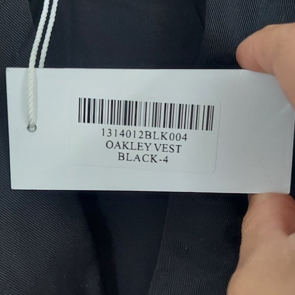 Reformation Oakley vest in various sizes - Picture 6 of 8